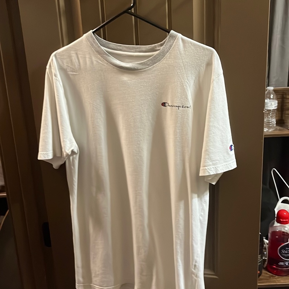 10%OFFChampion men’s shirt10%OFF w/ bundle deal 3+ items